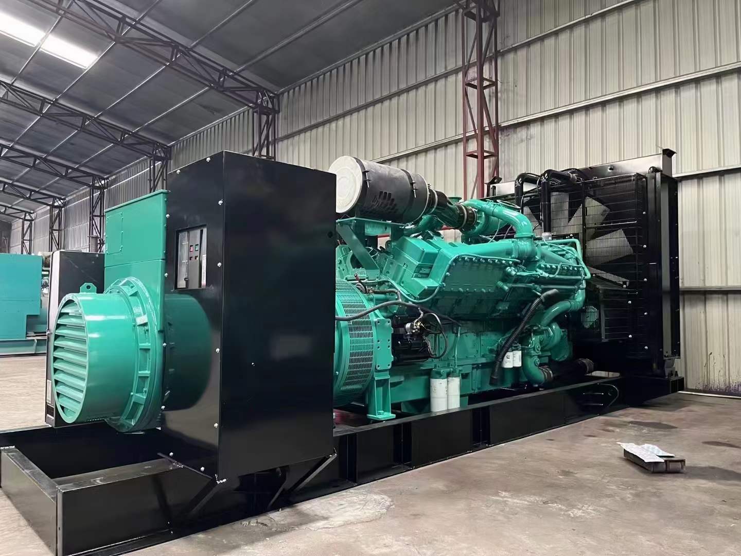 高唐如何降低 800kW 柴油发电机输出电流的波动？
