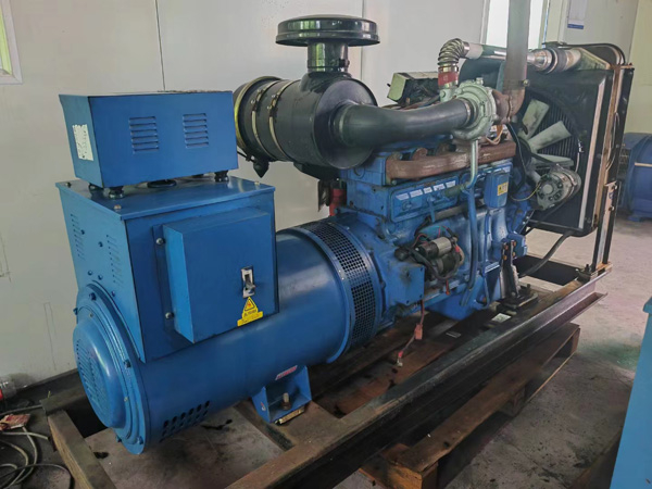 高唐100kW柴油发电机组使用多级机油有哪些优缺点？
